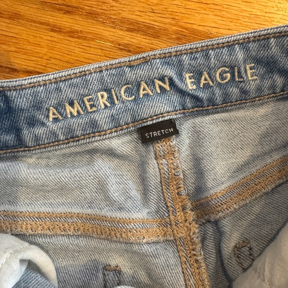 American Eagle Outfitters Light Blue Distressed Boyfriend Jeans - Picture 2 of 3